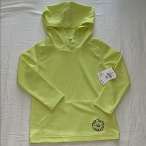 NWT GAP rash guard -4T